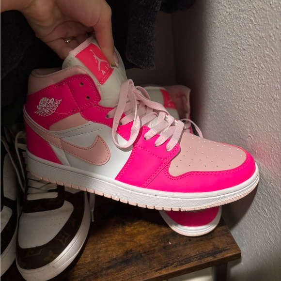 Jordan Women's Pink and White Sneakers - Picture 1 of 3